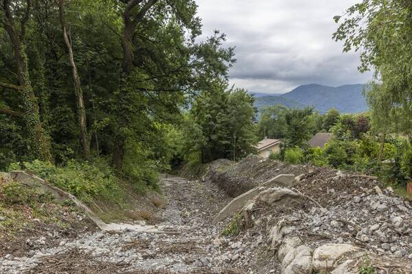 Vue sur le lit à sec du torrent de la Jaillières à Meylan