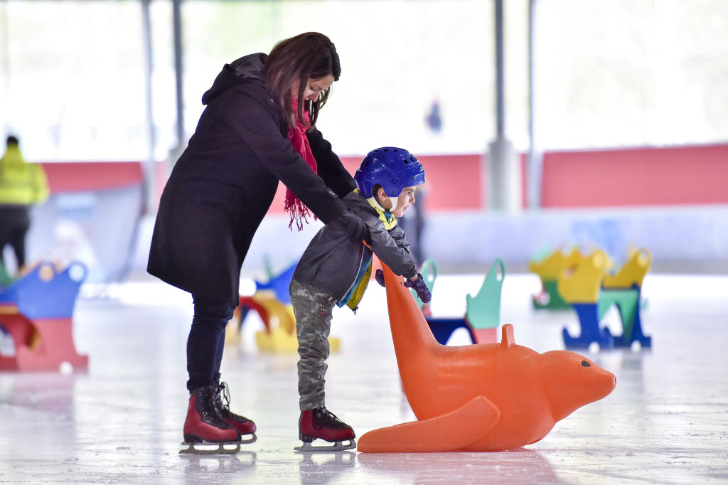 Apprendre le patin à glace à ses enfants